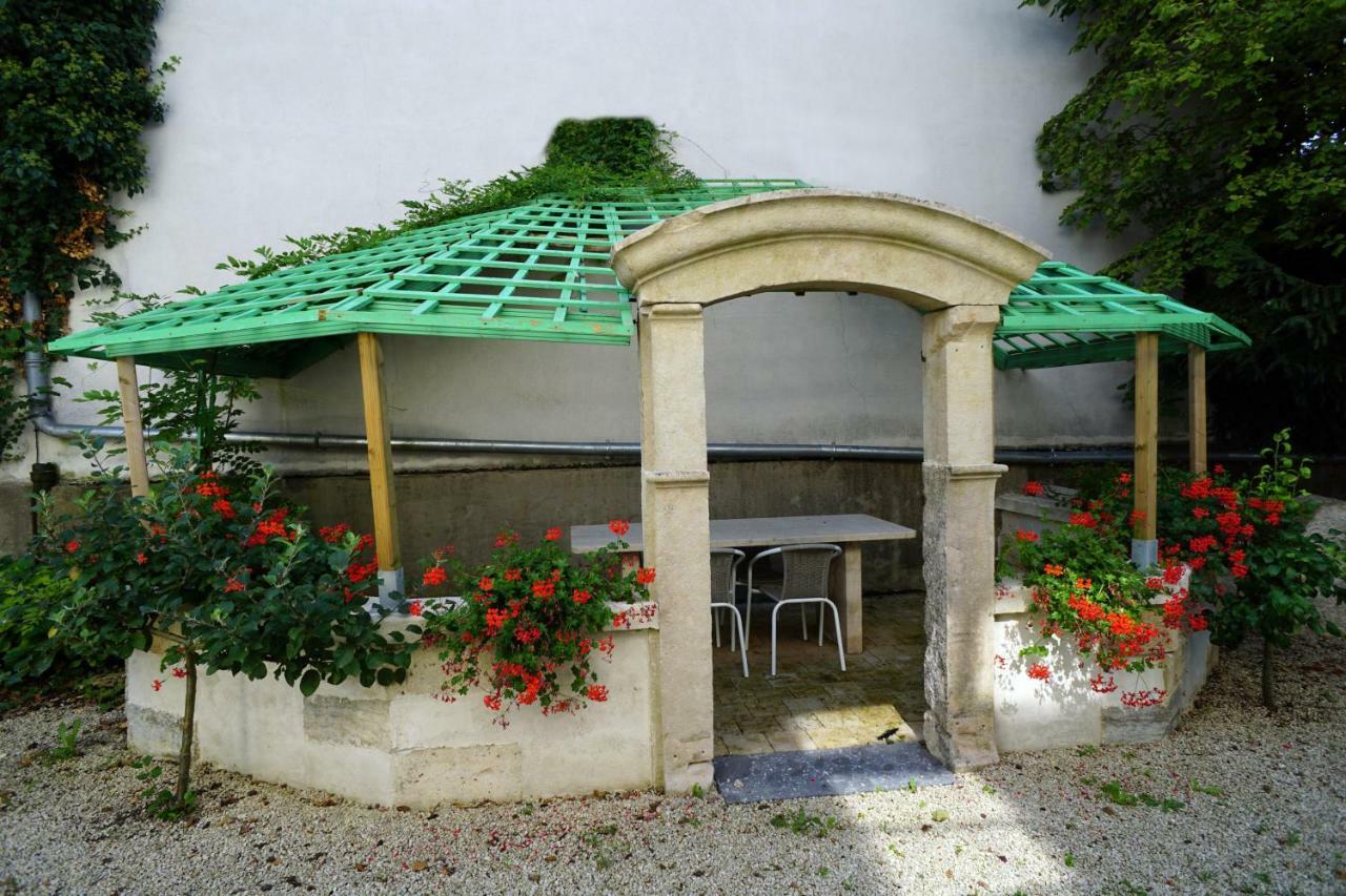 Hotel Auberge Des Capucins Châtillon-sur-Seine Zewnętrze zdjęcie
